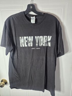 Vintage Delta Pro Weight New York City T-Shirt Large Black Y2K Graphic Tee NYC